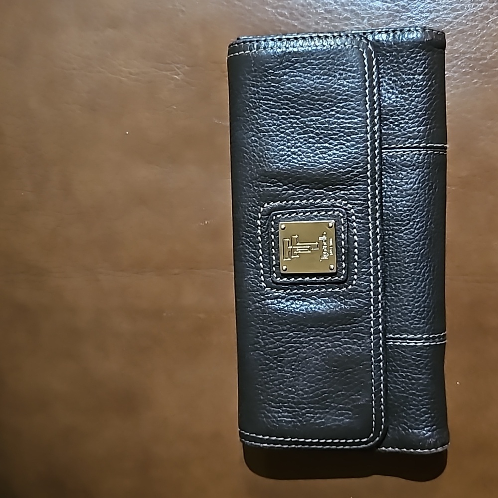 Tignanello Brown Pebbled Leather Trifold Checkbook Holder Card Wallet Clutch